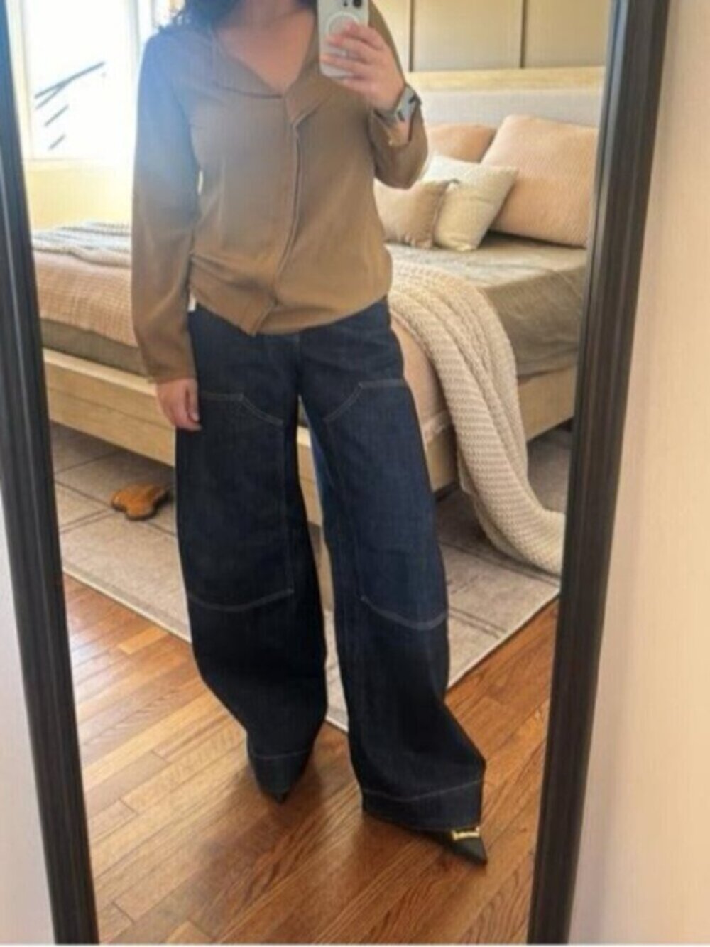 NWT Size 28 - Myra Low-Rise Tapered Jeans by Pilcro: Puddle Edition (US$ 148) - Picture 9 of 17